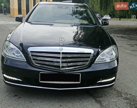 Черный Мерседес С Класс, объемом двигателя 5 л и пробегом 150 тыс. км за 23450 $, фото 8 на Automoto.ua