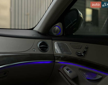 Черный Мерседес С Класс, объемом двигателя 4.66 л и пробегом 203 тыс. км за 28999 $, фото 11 на Automoto.ua