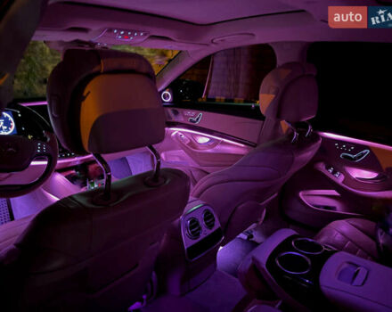 Черный Мерседес С Класс, объемом двигателя 4.66 л и пробегом 208 тыс. км за 26499 $, фото 12 на Automoto.ua