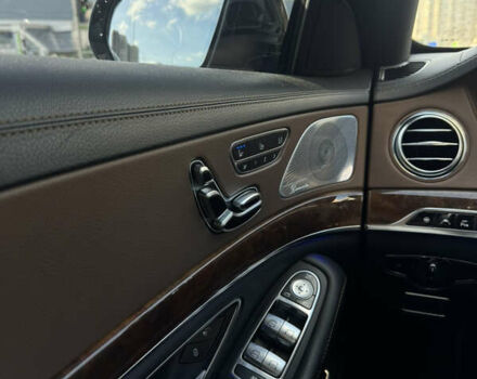 Черный Мерседес С Класс, объемом двигателя 4.66 л и пробегом 247 тыс. км за 31500 $, фото 9 на Automoto.ua