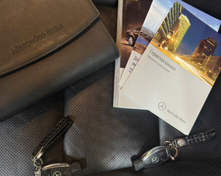 Черный Мерседес С Класс, объемом двигателя 3 л и пробегом 275 тыс. км за 22000 $, фото 9 на Automoto.ua