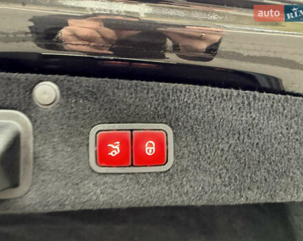 Черный Мерседес С Класс, объемом двигателя 4.7 л и пробегом 193 тыс. км за 27999 $, фото 107 на Automoto.ua