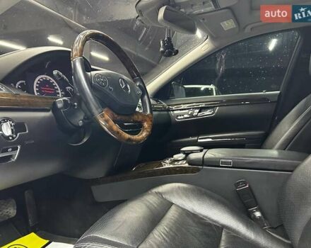 Черный Мерседес С Класс, объемом двигателя 2.99 л и пробегом 278 тыс. км за 23500 $, фото 15 на Automoto.ua