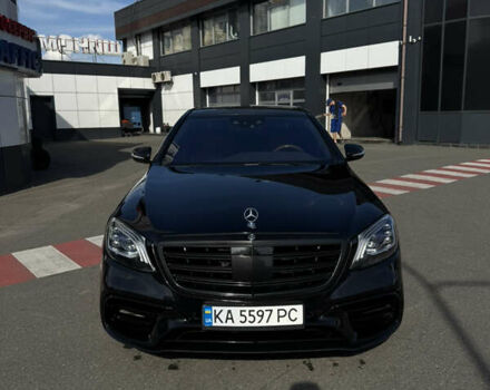 Черный Мерседес С Класс, объемом двигателя 4.66 л и пробегом 247 тыс. км за 31500 $, фото 1 на Automoto.ua