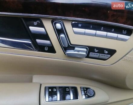 Черный Мерседес С Класс, объемом двигателя 5 л и пробегом 150 тыс. км за 23450 $, фото 38 на Automoto.ua