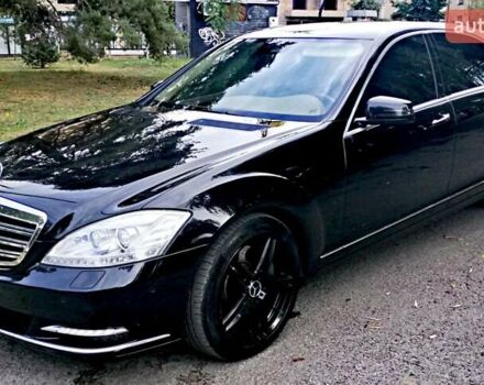 Черный Мерседес С Класс, объемом двигателя 5 л и пробегом 150 тыс. км за 23450 $, фото 14 на Automoto.ua