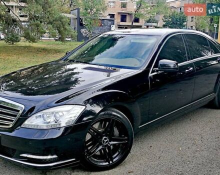 Черный Мерседес С Класс, объемом двигателя 5 л и пробегом 150 тыс. км за 23450 $, фото 9 на Automoto.ua