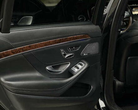 Черный Мерседес С Класс, объемом двигателя 2.99 л и пробегом 240 тыс. км за 37000 $, фото 13 на Automoto.ua