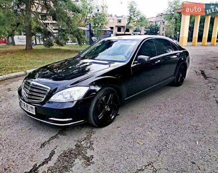 Черный Мерседес С Класс, объемом двигателя 5 л и пробегом 150 тыс. км за 23450 $, фото 23 на Automoto.ua