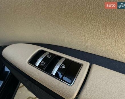 Черный Мерседес С Класс, объемом двигателя 3 л и пробегом 247 тыс. км за 17999 $, фото 73 на Automoto.ua