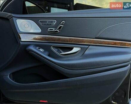 Черный Мерседес С Класс, объемом двигателя 4.66 л и пробегом 131 тыс. км за 28500 $, фото 31 на Automoto.ua