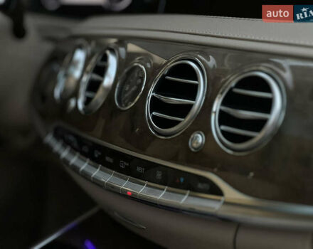 Черный Мерседес С Класс, объемом двигателя 4.66 л и пробегом 203 тыс. км за 28999 $, фото 10 на Automoto.ua