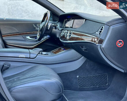 Черный Мерседес С Класс, объемом двигателя 4.66 л и пробегом 142 тыс. км за 31000 $, фото 13 на Automoto.ua