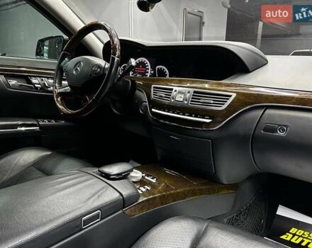 Черный Мерседес С Класс, объемом двигателя 2.99 л и пробегом 278 тыс. км за 23500 $, фото 11 на Automoto.ua