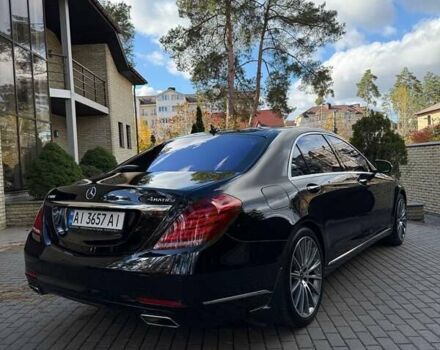 Черный Мерседес С Класс, объемом двигателя 4.66 л и пробегом 179 тыс. км за 35000 $, фото 4 на Automoto.ua