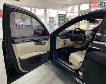 Чорний Мерседес С Клас, об'ємом двигуна 4.66 л та пробігом 243 тис. км за 15990 $, фото 17 на Automoto.ua