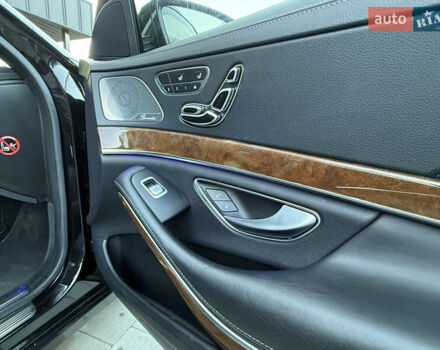 Чорний Мерседес С Клас, об'ємом двигуна 4.66 л та пробігом 195 тис. км за 27990 $, фото 51 на Automoto.ua