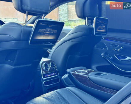 Черный Мерседес С Класс, объемом двигателя 4.66 л и пробегом 142 тыс. км за 31000 $, фото 16 на Automoto.ua