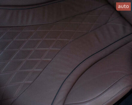 Черный Мерседес С Класс, объемом двигателя 4.66 л и пробегом 20 тыс. км за 50000 $, фото 26 на Automoto.ua