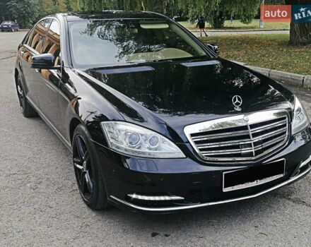 Черный Мерседес С Класс, объемом двигателя 5 л и пробегом 150 тыс. км за 23450 $, фото 7 на Automoto.ua