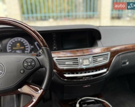 Черный Мерседес С Класс, объемом двигателя 2.99 л и пробегом 110 тыс. км за 26500 $, фото 9 на Automoto.ua