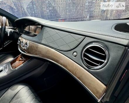 Черный Мерседес С Класс, объемом двигателя 4.66 л и пробегом 283 тыс. км за 29999 $, фото 72 на Automoto.ua