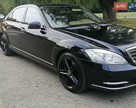 Черный Мерседес С Класс, объемом двигателя 5 л и пробегом 150 тыс. км за 23450 $, фото 4 на Automoto.ua