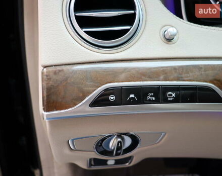 Черный Мерседес С Класс, объемом двигателя 4.7 л и пробегом 164 тыс. км за 35900 $, фото 20 на Automoto.ua