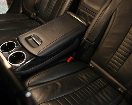 Черный Мерседес С Класс, объемом двигателя 4.66 л и пробегом 130 тыс. км за 30000 $, фото 8 на Automoto.ua