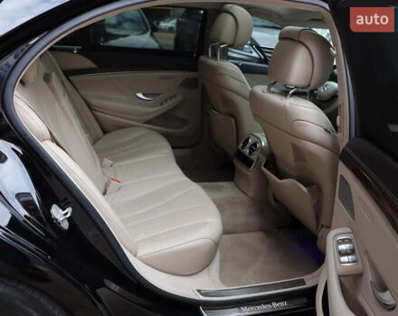 Черный Мерседес С Класс, объемом двигателя 4.7 л и пробегом 164 тыс. км за 35900 $, фото 46 на Automoto.ua