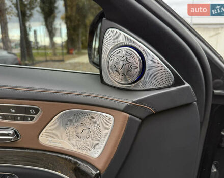 Чорний Мерседес С Клас, об'ємом двигуна 5.46 л та пробігом 120 тис. км за 39900 $, фото 119 на Automoto.ua