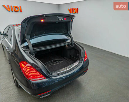 Чорний Мерседес С Клас, об'ємом двигуна 4.7 л та пробігом 158 тис. км за 34806 $, фото 6 на Automoto.ua