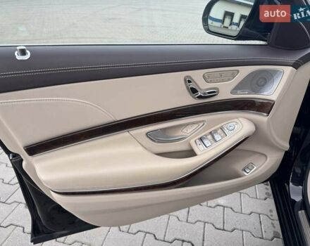 Черный Мерседес С Класс, объемом двигателя 4.66 л и пробегом 137 тыс. км за 32900 $, фото 12 на Automoto.ua