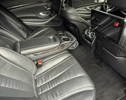 Черный Мерседес С Класс, объемом двигателя 4.66 л и пробегом 130 тыс. км за 30000 $, фото 60 на Automoto.ua