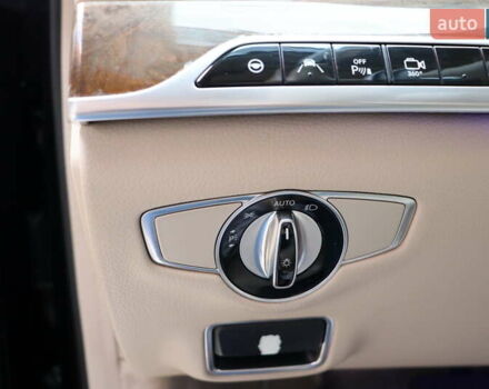 Черный Мерседес С Класс, объемом двигателя 4.7 л и пробегом 164 тыс. км за 35900 $, фото 19 на Automoto.ua