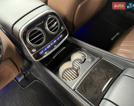 Чорний Мерседес С Клас, об'ємом двигуна 5.46 л та пробігом 120 тис. км за 39900 $, фото 106 на Automoto.ua