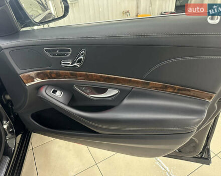 Мерседес С Класс 2014 в Днепре (Днепропетровске) на Automoto.ua Черный Мерседес С Класс, объемом двигателя 4.66 л и пробегом 299 тыс. км за 28500 $, фото 4 на Automoto.ua