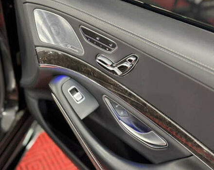 Черный Мерседес С Класс, объемом двигателя 4.66 л и пробегом 130 тыс. км за 30000 $, фото 27 на Automoto.ua