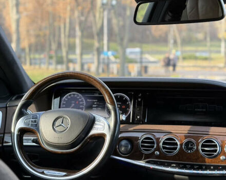 Чорний Мерседес С Клас, об'ємом двигуна 4.7 л та пробігом 186 тис. км за 28500 $, фото 33 на Automoto.ua