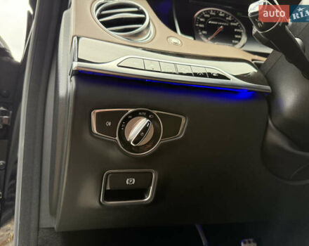 Чорний Мерседес С Клас, об'ємом двигуна 5.46 л та пробігом 120 тис. км за 39900 $, фото 56 на Automoto.ua