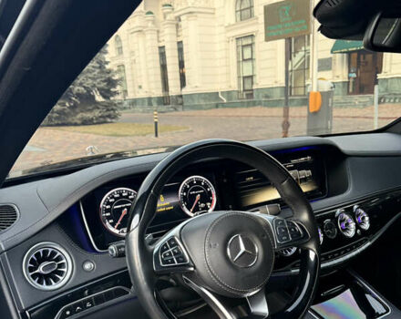 Черный Мерседес С Класс, объемом двигателя 4.66 л и пробегом 170 тыс. км за 32500 $, фото 17 на Automoto.ua