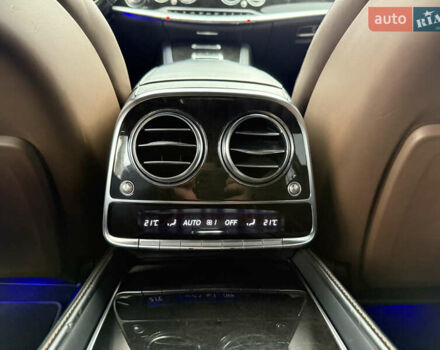 Чорний Мерседес С Клас, об'ємом двигуна 5.46 л та пробігом 120 тис. км за 39900 $, фото 94 на Automoto.ua