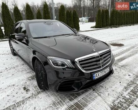 Черный Мерседес С Класс, объемом двигателя 4.66 л и пробегом 198 тыс. км за 33000 $, фото 2 на Automoto.ua