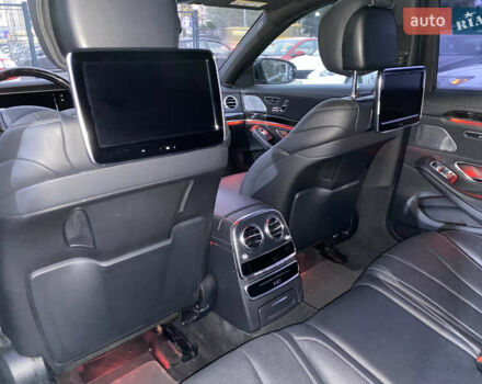 Черный Мерседес С Класс, объемом двигателя 2.99 л и пробегом 176 тыс. км за 34000 $, фото 3 на Automoto.ua