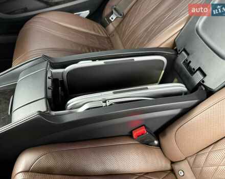 Чорний Мерседес С Клас, об'ємом двигуна 5.46 л та пробігом 120 тис. км за 39900 $, фото 102 на Automoto.ua