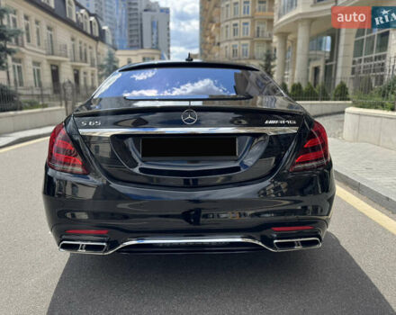 Черный Мерседес С Класс, объемом двигателя 5.98 л и пробегом 120 тыс. км за 105000 $, фото 6 на Automoto.ua