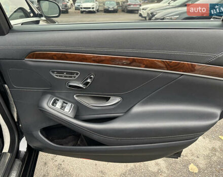 Чорний Мерседес С Клас, об'ємом двигуна 4.7 л та пробігом 113 тис. км за 35000 $, фото 15 на Automoto.ua