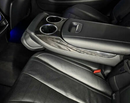 Чорний Мерседес С Клас, об'ємом двигуна 4.7 л та пробігом 122 тис. км за 33100 $, фото 89 на Automoto.ua