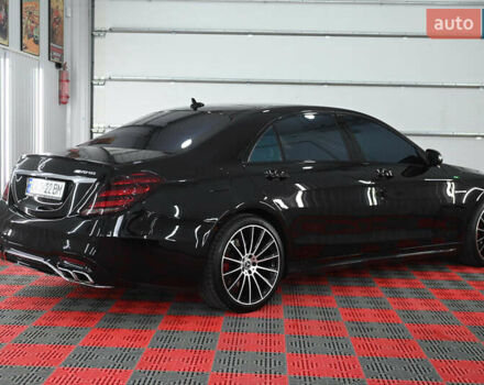 Черный Мерседес С Класс, объемом двигателя 4.66 л и пробегом 130 тыс. км за 30000 $, фото 4 на Automoto.ua