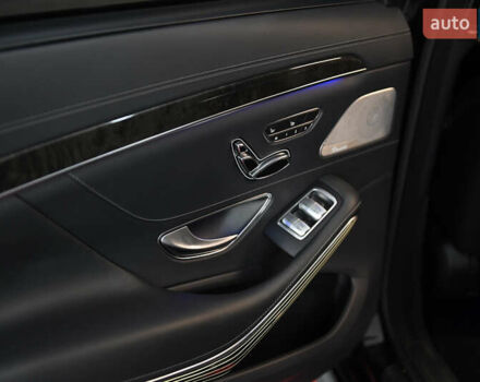 Черный Мерседес С Класс, объемом двигателя 4.66 л и пробегом 130 тыс. км за 30000 $, фото 6 на Automoto.ua